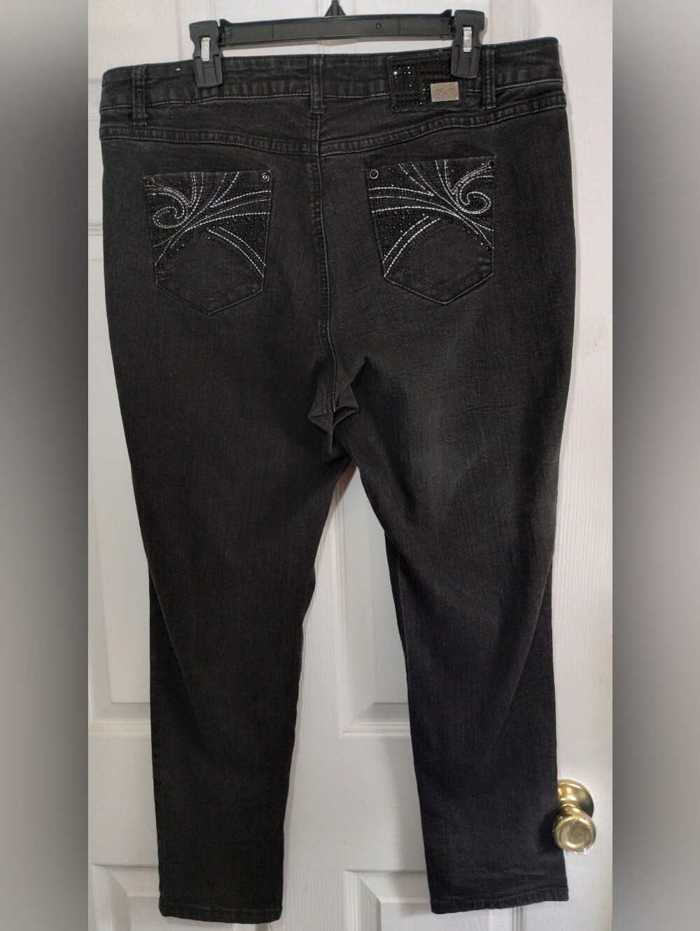 Plus Size one 5 one Women’s Black Straight Leg Jeans w/ Embellished Back Pockets
